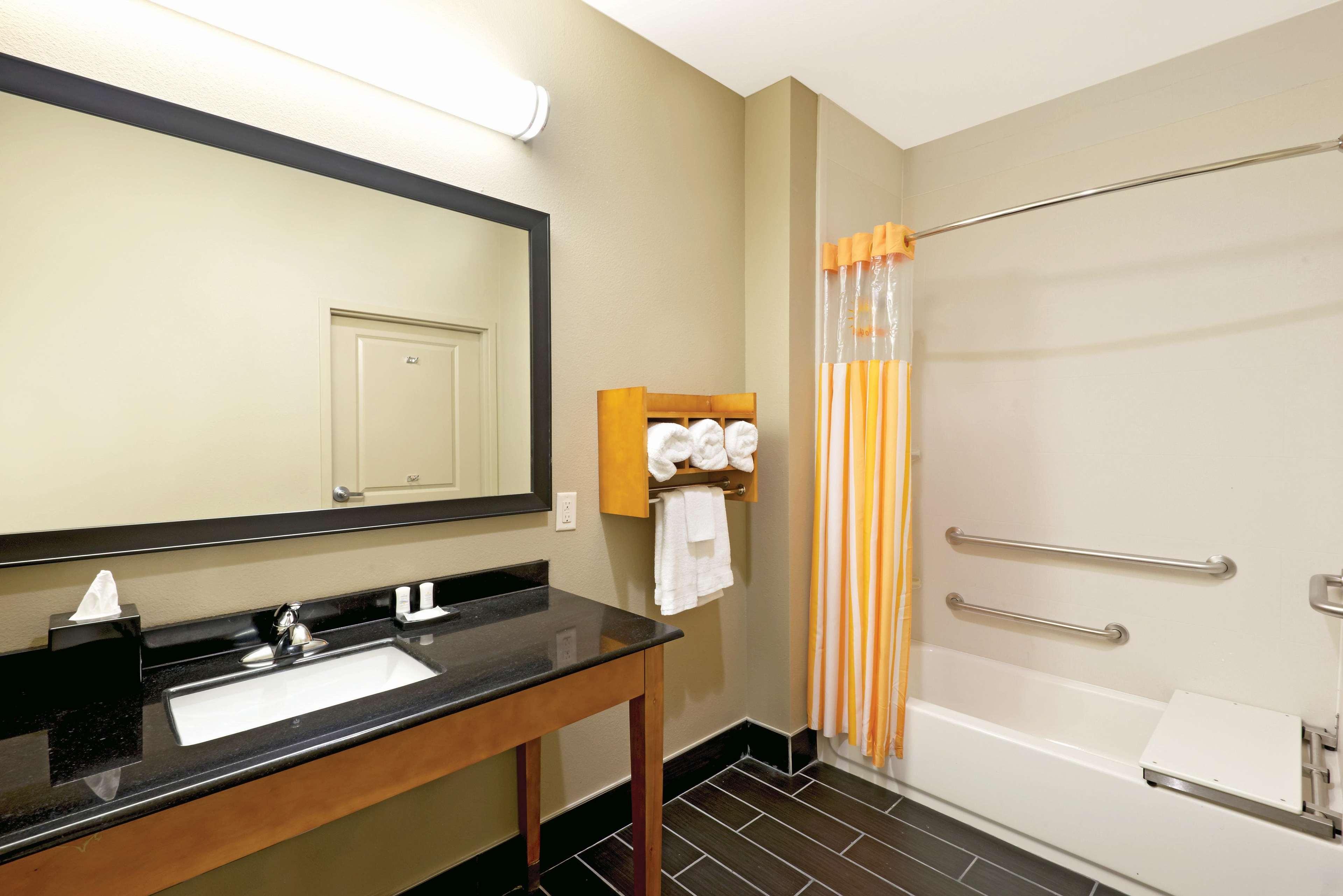 Spark By Hilton Little Rock West Buitenkant foto